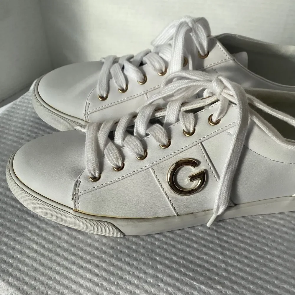 G by Guess White Sneakers with Gold Heel Accent Super Cute Women’s Size 11M NWOT
